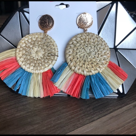 Raffia Fringe Earrings - Picture 3 of 8